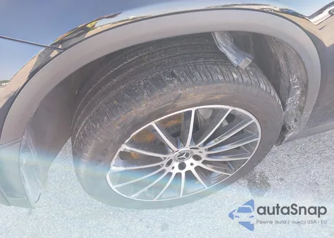 2020 Mercedes-Benz Glc 300 Coupe 4Matic z USA, uszkodzony, nr VIN WDC0J8EB8LF714976